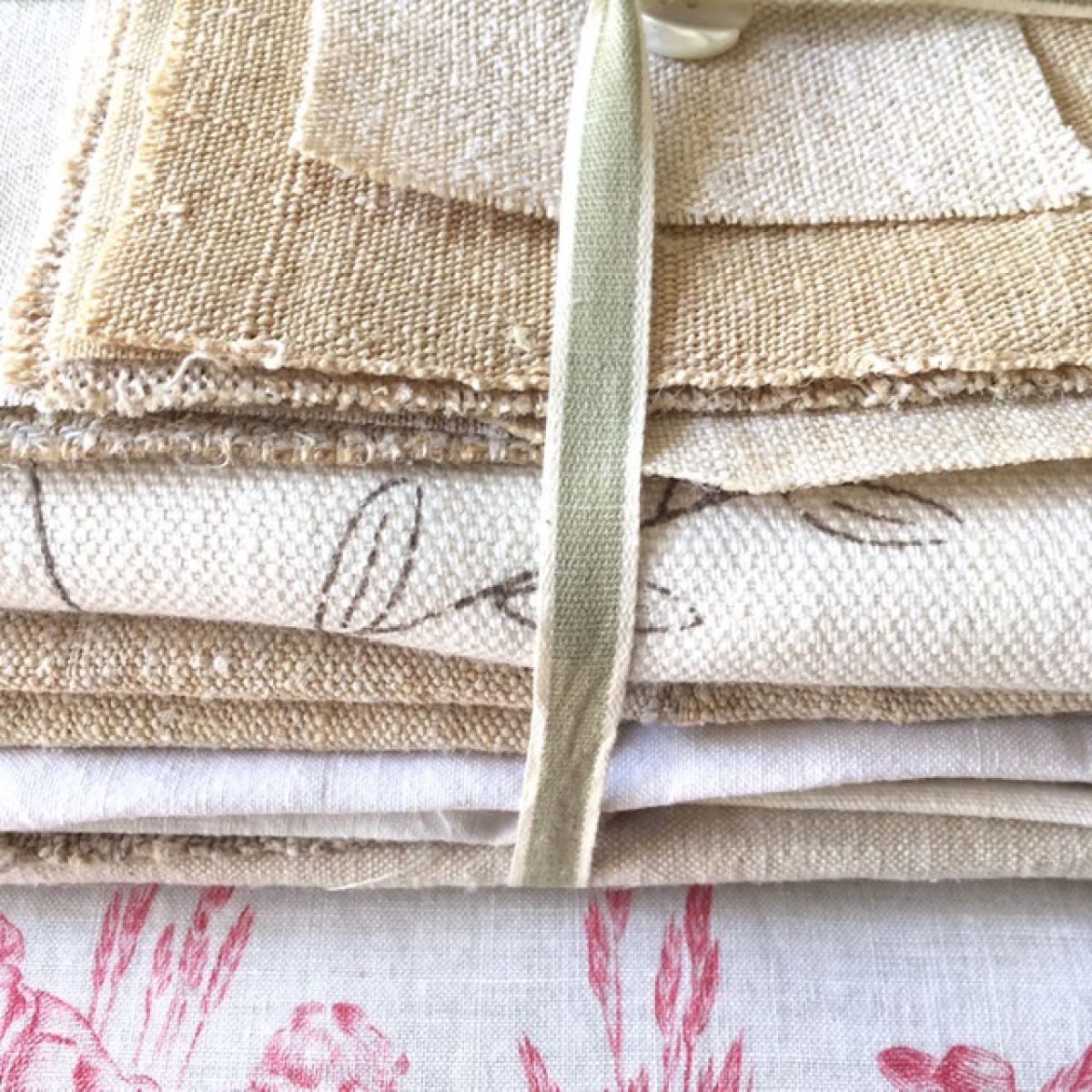 Mixed Linen Bundle Chloe Antiques